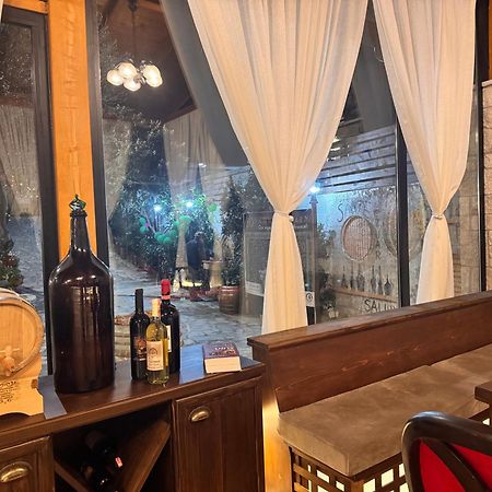 Mucaj Vila Shehi Guesthouse And Winery מראה חיצוני תמונה