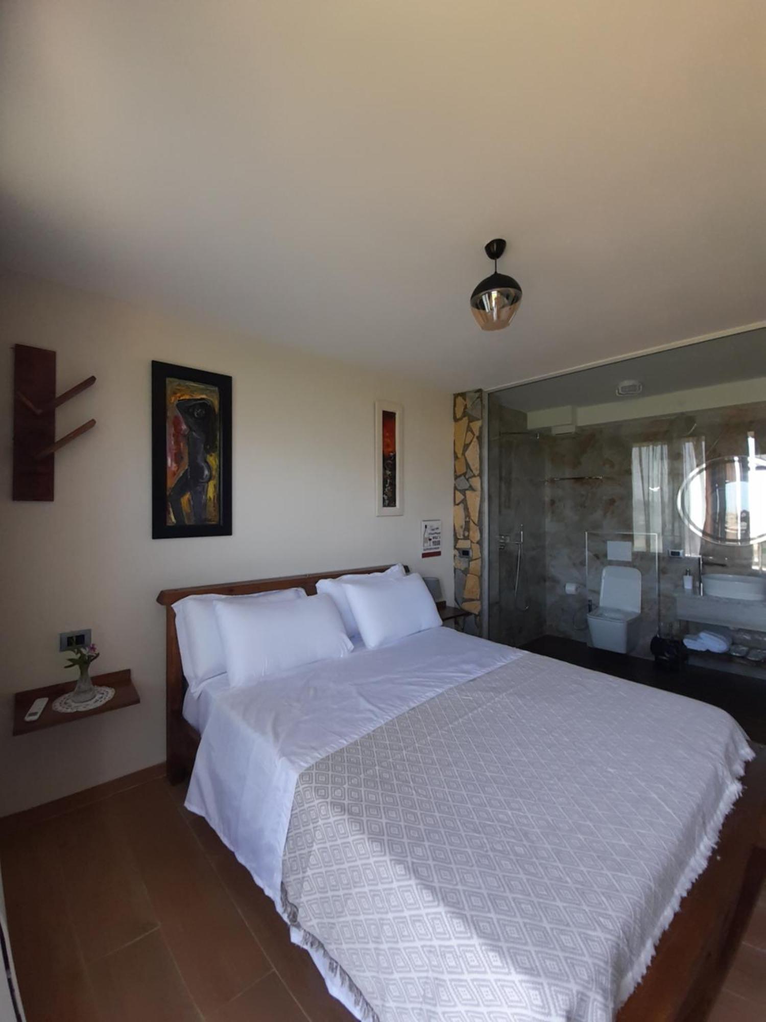 Mucaj Vila Shehi Guesthouse And Winery מראה חיצוני תמונה