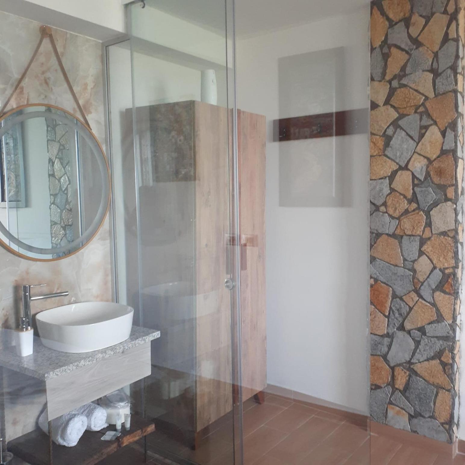 Mucaj Vila Shehi Guesthouse And Winery מראה חיצוני תמונה
